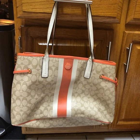 Coach | Bags | Coach Large Tote Used But Overall Great  Large coach purse in great preowned condition main image 0